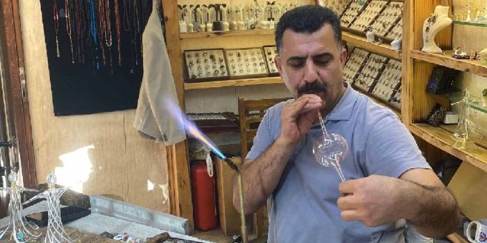 Safranbolu'nun Son Cam Üfleyicisi: 800 Derecede Yaşayan Bir Sanat Yok Olma Tehlikesiyle Karşı Karşıya